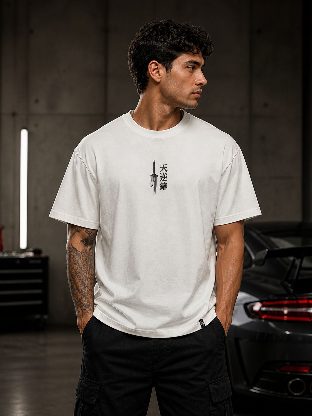 Remera Behind de frente
